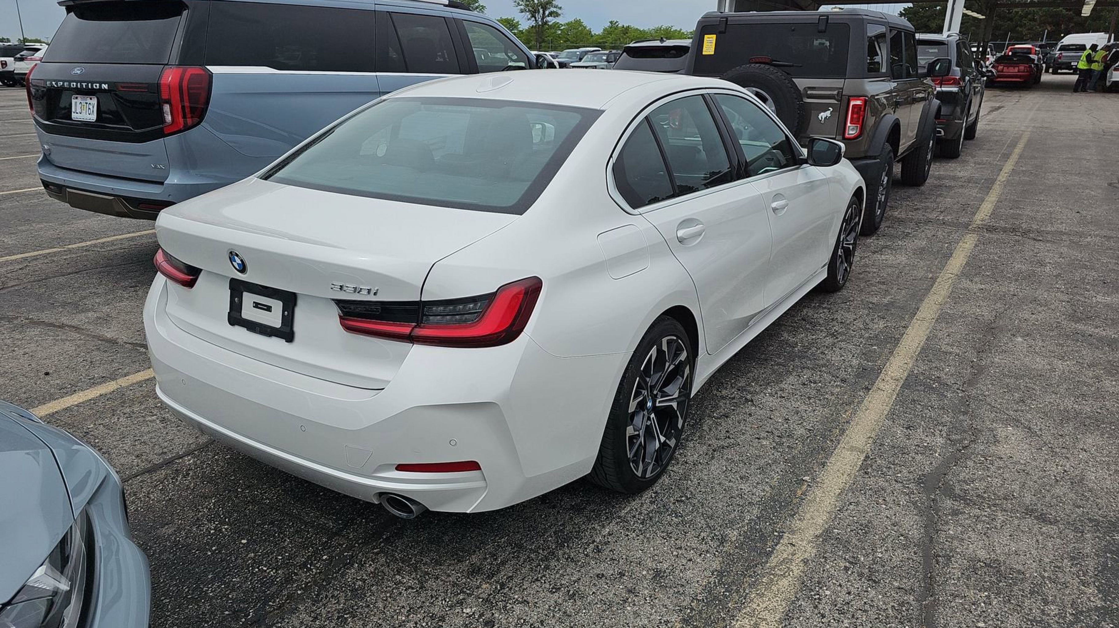 bmw 3 series 2026 3MW69CW04T8G04098 image bmw 3 series 2026 3MW69CW04T8G04098 image